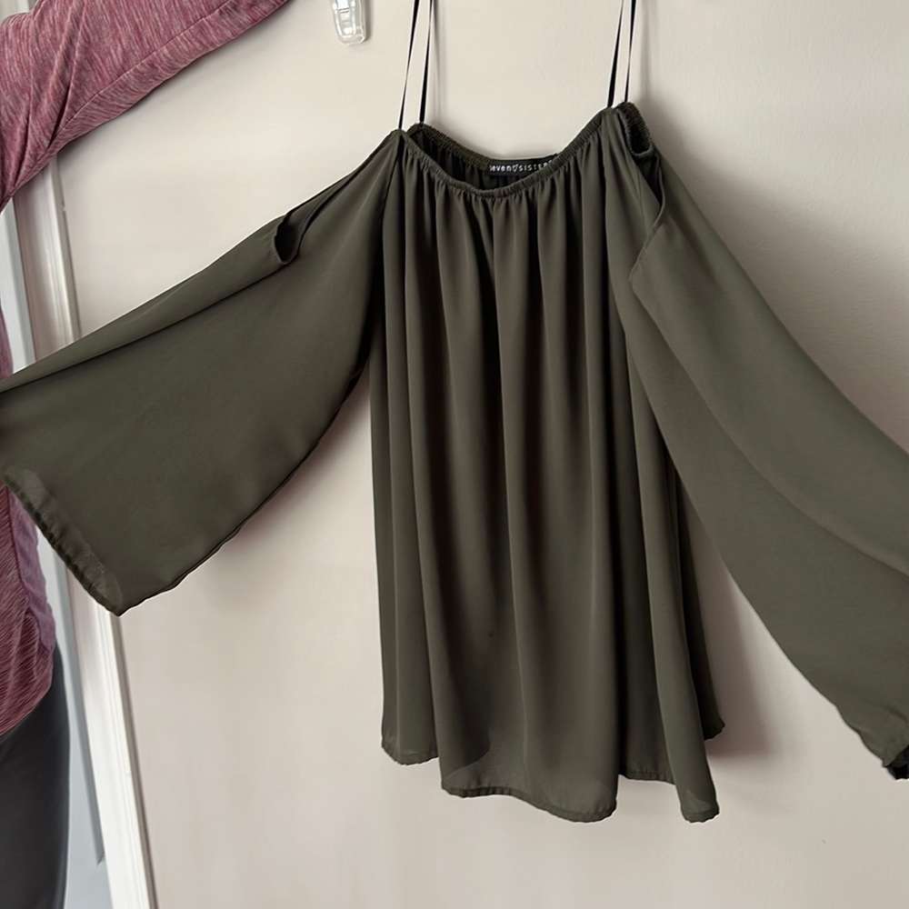 M Boutique Off the Shoulder Blouse